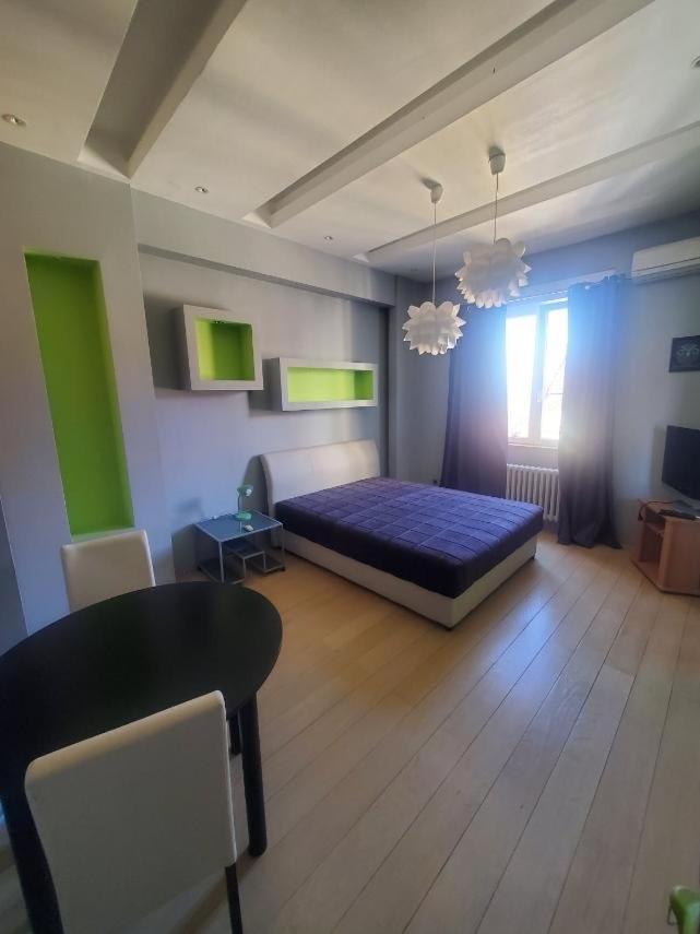Kosta Lux Апартаменты Белград